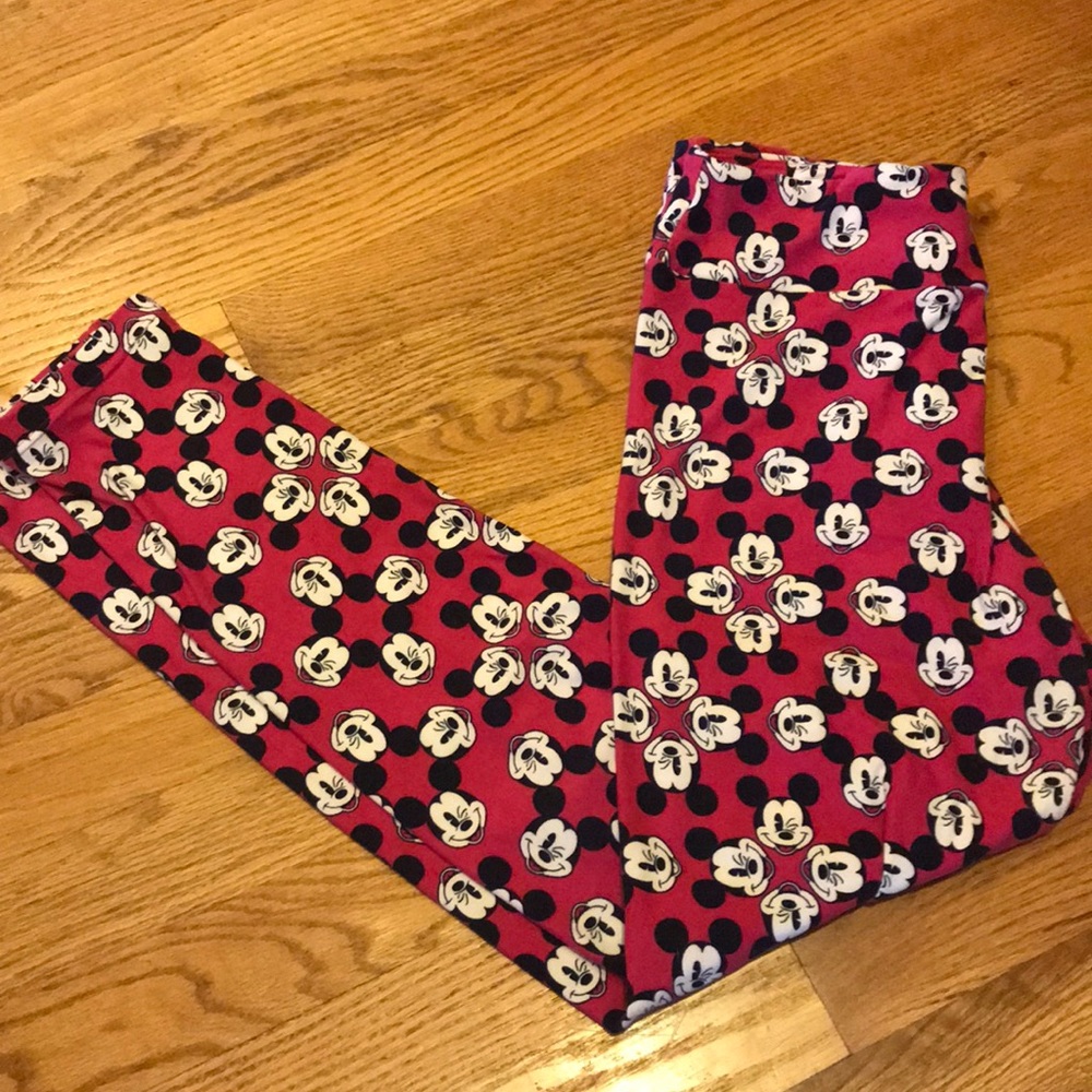 Lularoe mickey Disney leggings. One size